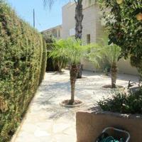 House in Republic of Cyprus, Lemesou, 550 sq.m.