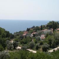 Вилла на второй линии моря/озера, в пригороде в Черногории, Будва, Пржно, 250 кв.м.