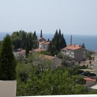 Вилла на второй линии моря/озера, в пригороде в Черногории, Будва, Пржно, 250 кв.м.