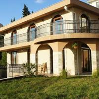 Вилла на первой линии моря/озера, в пригороде в Черногории, Котор, 326 кв.м.