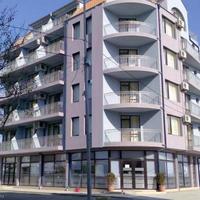 Отель (гостиница) на второй линии моря/озера, в пригороде в Болгарии, Бургасская область, Елените