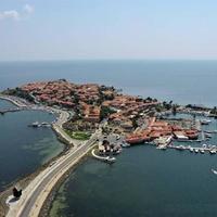 Hotel at the first line of the sea / lake, in the suburbs in Bulgaria, Burgas Province, Elenite, 485 sq.m.