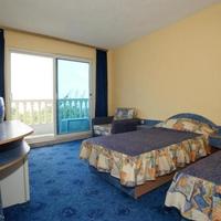 Hotel at the second line of the sea / lake, in the suburbs in Bulgaria, Varna region, Elenite, 747 sq.m.