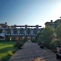 Hotel at the second line of the sea / lake, in the suburbs in Bulgaria, Burgas Province, Elenite, 9429 sq.m.