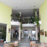 Hotel at the first line of the sea / lake, in the suburbs in Bulgaria, Burgas Province, Elenite