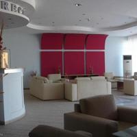 Hotel at the first line of the sea / lake, in the suburbs in Bulgaria, Dobrich region, 4000 sq.m.