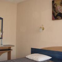 Hotel at the first line of the sea / lake, in the suburbs in Bulgaria, Dobrich region, 4000 sq.m.