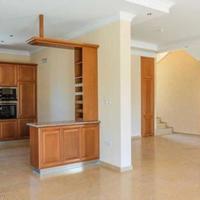 House in Republic of Cyprus, Lemesou, 492 sq.m.