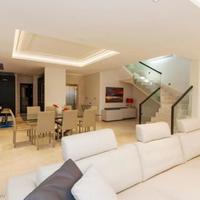 House in Republic of Cyprus, Lemesou, 500 sq.m.