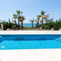 House in Republic of Cyprus, Lemesou, 500 sq.m.