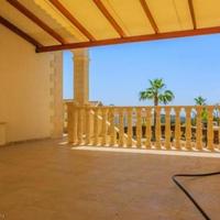 House in Republic of Cyprus, Lemesou, 456 sq.m.