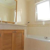 Вилла на второй линии моря/озера, в пригороде в Португалии, Албуфейра, 337 кв.м.