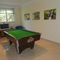 Вилла на второй линии моря/озера, в пригороде в Португалии, Албуфейра, 337 кв.м.