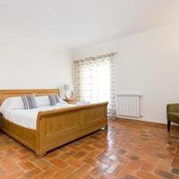 Villa at the second line of the sea / lake, in the suburbs in Portugal, Albufeira, 350 sq.m.