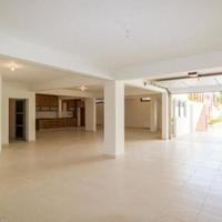 House in Republic of Cyprus, Lemesou, 608 sq.m.