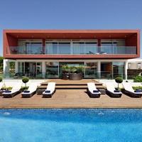 Villa at the second line of the sea / lake, in the suburbs in Portugal, Albufeira, 478 sq.m.