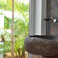 Villa at the second line of the sea / lake, in the suburbs in Portugal, Albufeira, 478 sq.m.