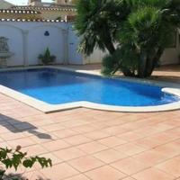 Дом на первой линии моря/озера в Испании, Каталония, Жирона, 461 кв.м.