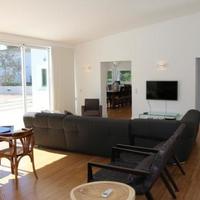 Вилла на второй линии моря/озера, в пригороде в Португалии, Албуфейра, 260 кв.м.