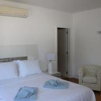 Вилла на второй линии моря/озера, в пригороде в Португалии, Албуфейра, 260 кв.м.