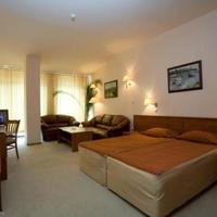 Отель (гостиница) в пригороде в Болгарии, Варненская область, Елените