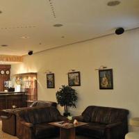 Отель (гостиница) в пригороде в Болгарии, Варненская область, Елените