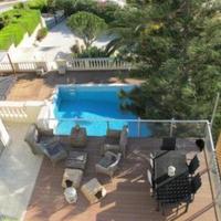 House in Republic of Cyprus, Lemesou, 450 sq.m.