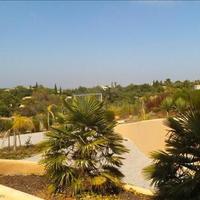 Villa at the second line of the sea / lake, in the suburbs in Portugal, Albufeira, 651 sq.m.