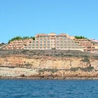 Land plot at the second line of the sea / lake, in the suburbs in Portugal, Albufeira