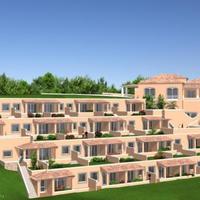 Land plot at the second line of the sea / lake, in the suburbs in Portugal, Albufeira