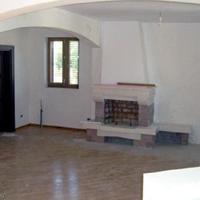 Вилла на второй линии моря/озера, в пригороде в Черногории, Котор, 360 кв.м.