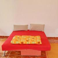 Вилла на первой линии моря/озера, в пригороде в Черногории, Котор, 500 кв.м.