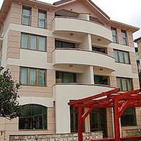 Отель (гостиница) на второй линии моря/озера, в пригороде в Черногории, Будва, Пржно, 682 кв.м.