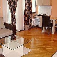 Отель (гостиница) на второй линии моря/озера, в пригороде в Черногории, Будва, Пржно, 682 кв.м.