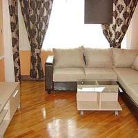 Отель (гостиница) на второй линии моря/озера, в пригороде в Черногории, Будва, Пржно, 682 кв.м.