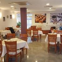 Отель (гостиница) на второй линии моря/озера, в пригороде в Болгарии, Варненская область, Елените, 597 кв.м.