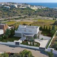 Вилла на второй линии моря/озера, в пригороде в Португалии, Албуфейра, 250 кв.м.