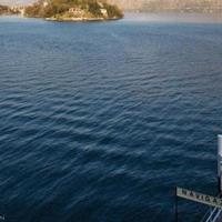 Hotel at the first line of the sea / lake in Italy, Varese