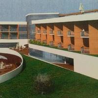 Hotel at the second line of the sea / lake, in the suburbs in Portugal, Albufeira, 9480 sq.m.