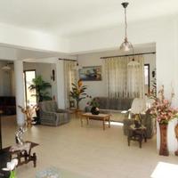 Дом на Кипре, Пафос, Никосия, 250 кв.м.