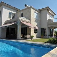 Дом на Кипре, Лимасол, 260 кв.м.