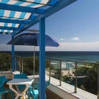 Hotel at the first line of the sea / lake, in the suburbs in Bulgaria, Burgas Province, Elenite