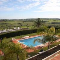 Вилла на второй линии моря/озера, в пригороде в Португалии, Албуфейра, 510 кв.м.