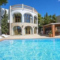 Villa in Spain, Comunitat Valenciana, Alicante, 325 sq.m.