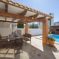 Villa in Spain, Comunitat Valenciana, Alicante, 325 sq.m.