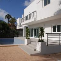 House in Spain, Comunitat Valenciana, Alicante, 500 sq.m.
