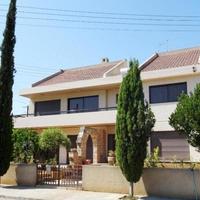 House in Republic of Cyprus, Lemesou, 466 sq.m.