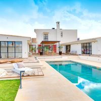 House in Spain, Balearic Islands, Palma, 517 sq.m.