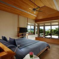 Villa at the first line of the sea / lake, in the suburbs in Thailand, Phuket, 220 sq.m.