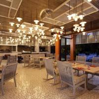 Villa at the first line of the sea / lake, in the suburbs in Thailand, Phuket, 220 sq.m.